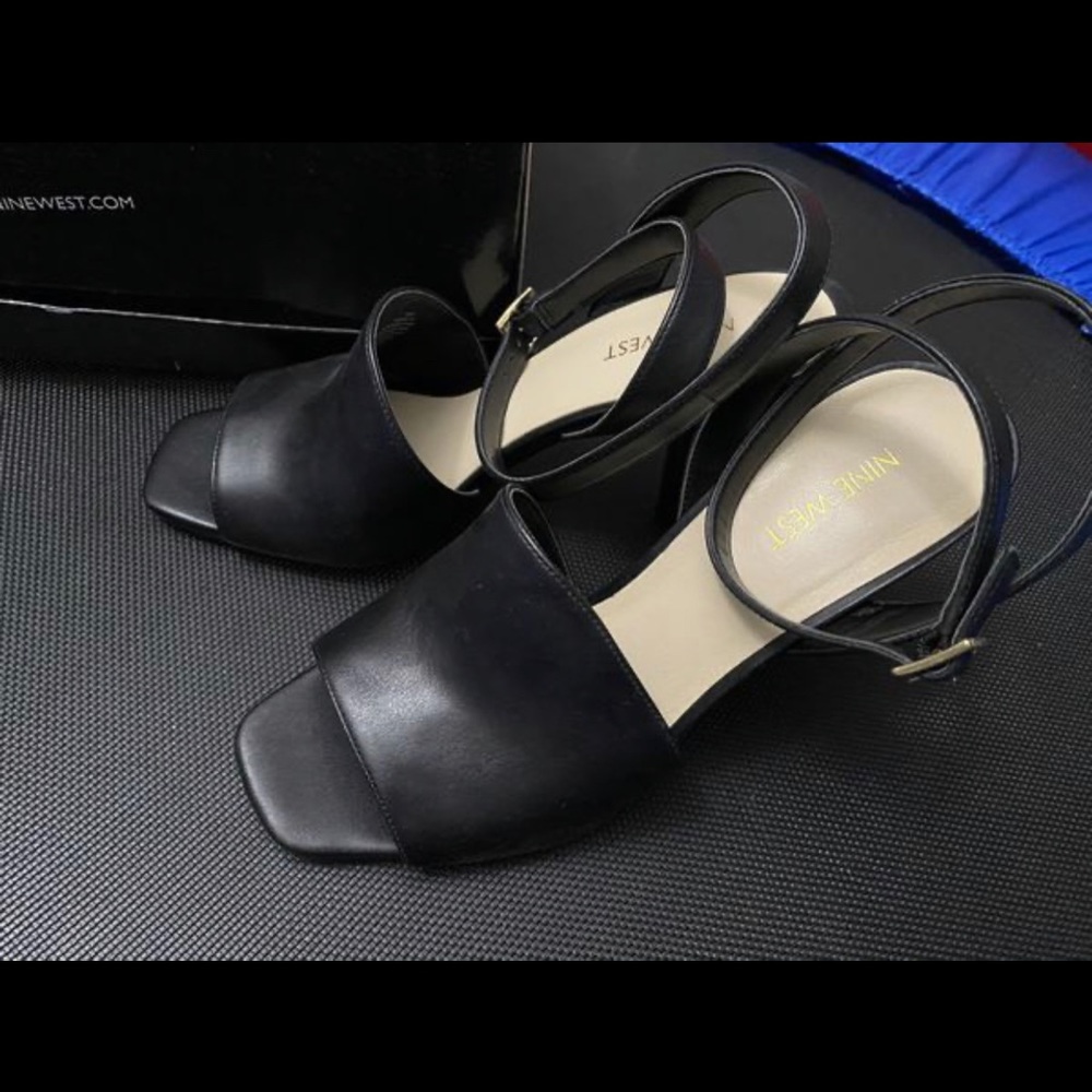 Nine West Heels Size 8.5